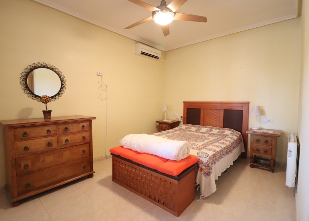 Sale - Finca / Country Property - Catral - Catral - Country