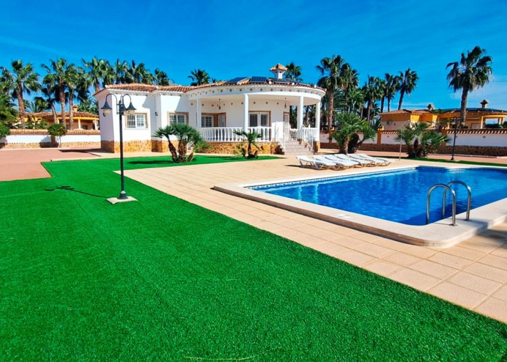 Sale - Finca / Country Property - Catral - Catral - Country