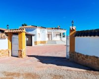 Sale - Finca / Country Property - Catral - Catral - Country