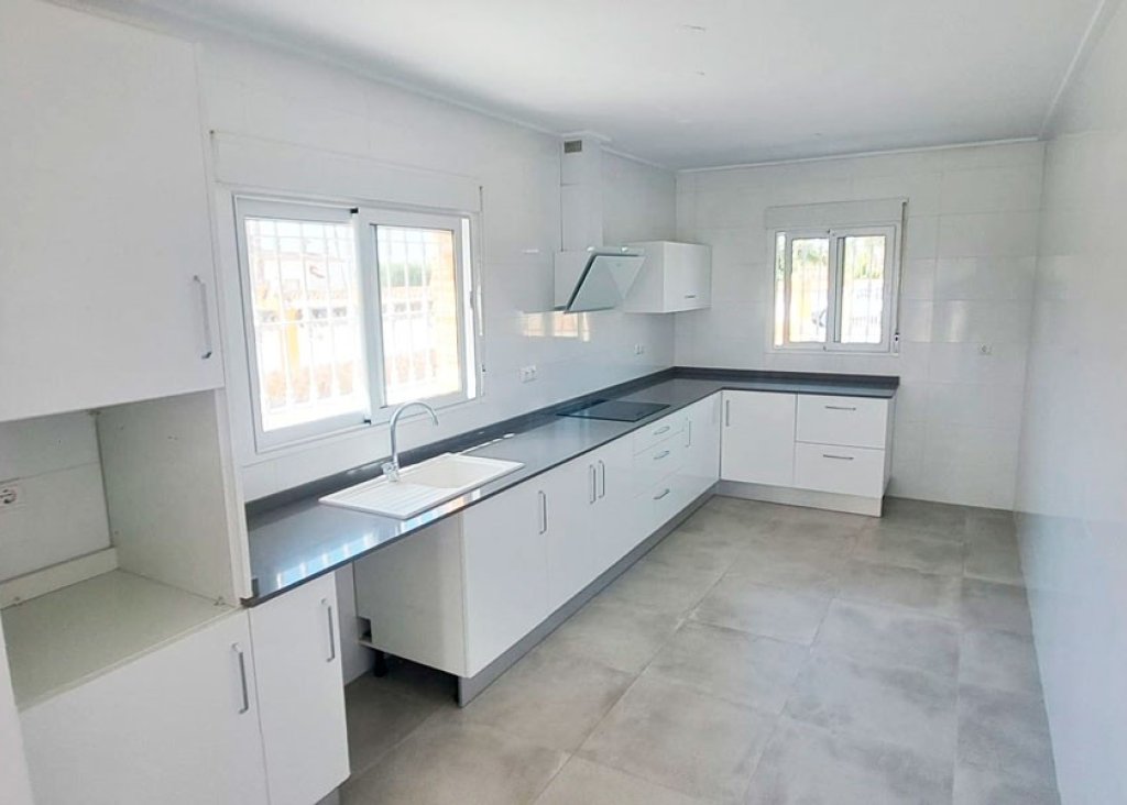 Sale - Finca / Country Property - Catral - Catral - Country