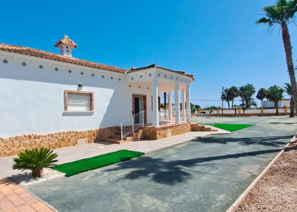 Sale - Finca / Country Property - Catral - Catral - Country