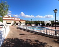 Sale - Finca / Country Property - Crevillente - Crevillente - Country