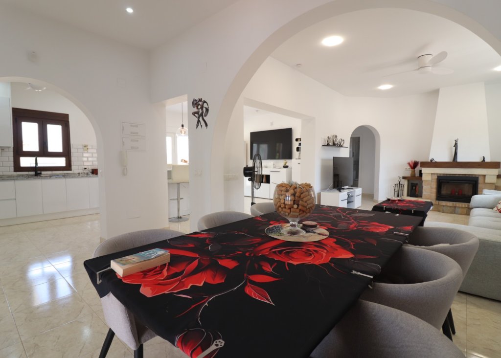 Sale - Finca / Country Property - Daya Vieja - Daya Vieja - Country