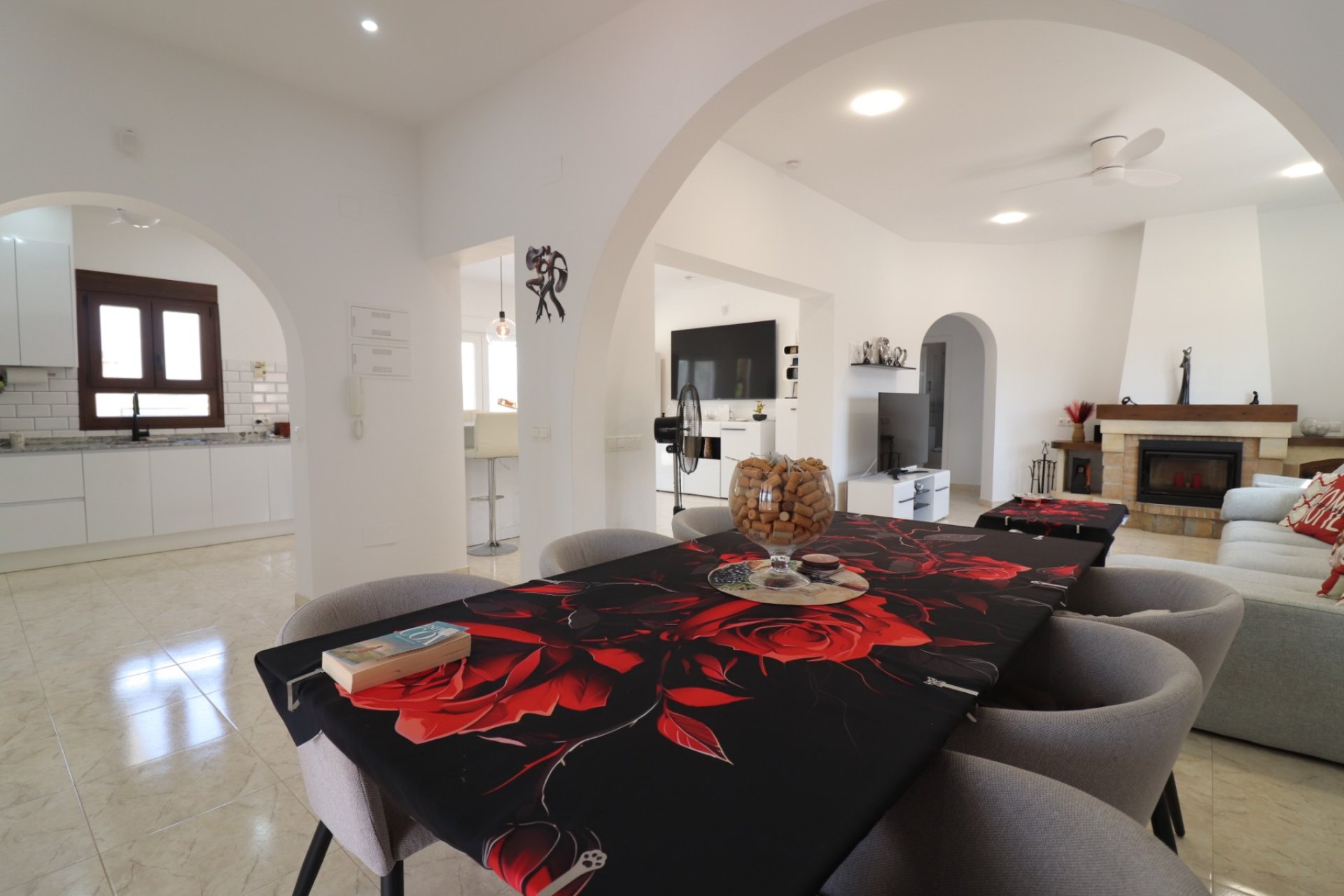 Sale - Finca / Country Property - Daya Vieja - Daya Vieja - Country