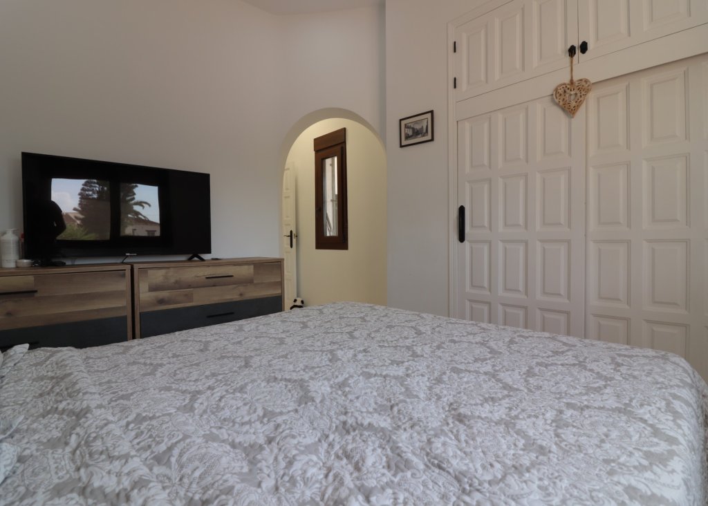 Sale - Finca / Country Property - Daya Vieja - Daya Vieja - Country