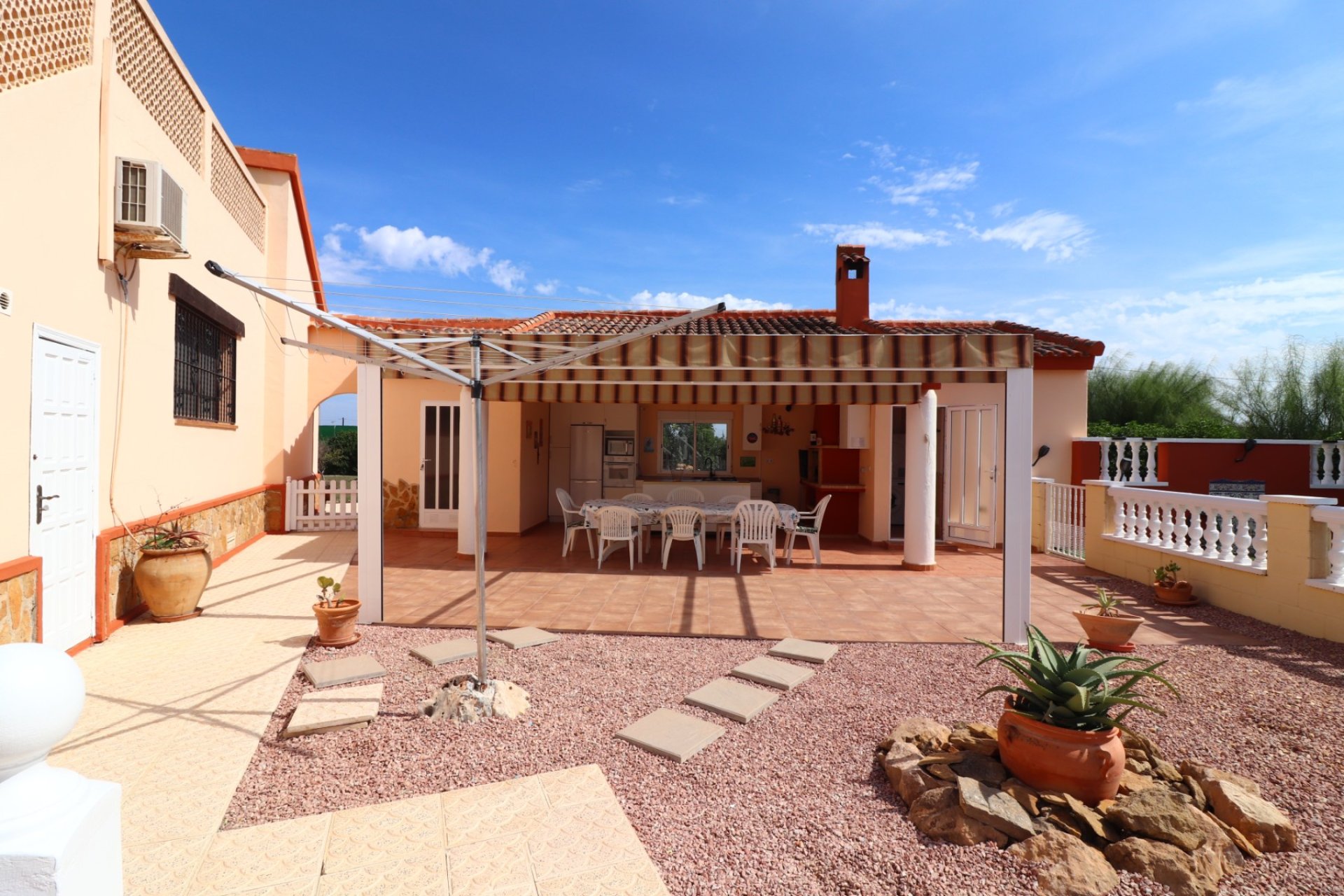 Sale - Finca / Country Property - Daya Vieja - Daya Vieja - Country