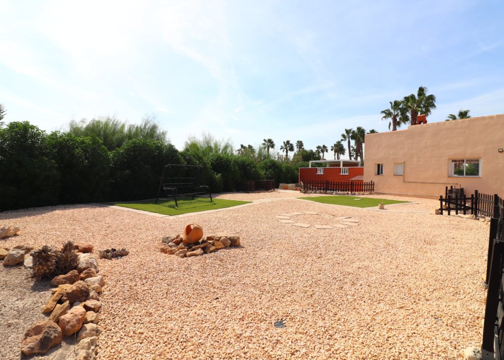 Sale - Finca / Country Property - Daya Vieja - Daya Vieja - Country