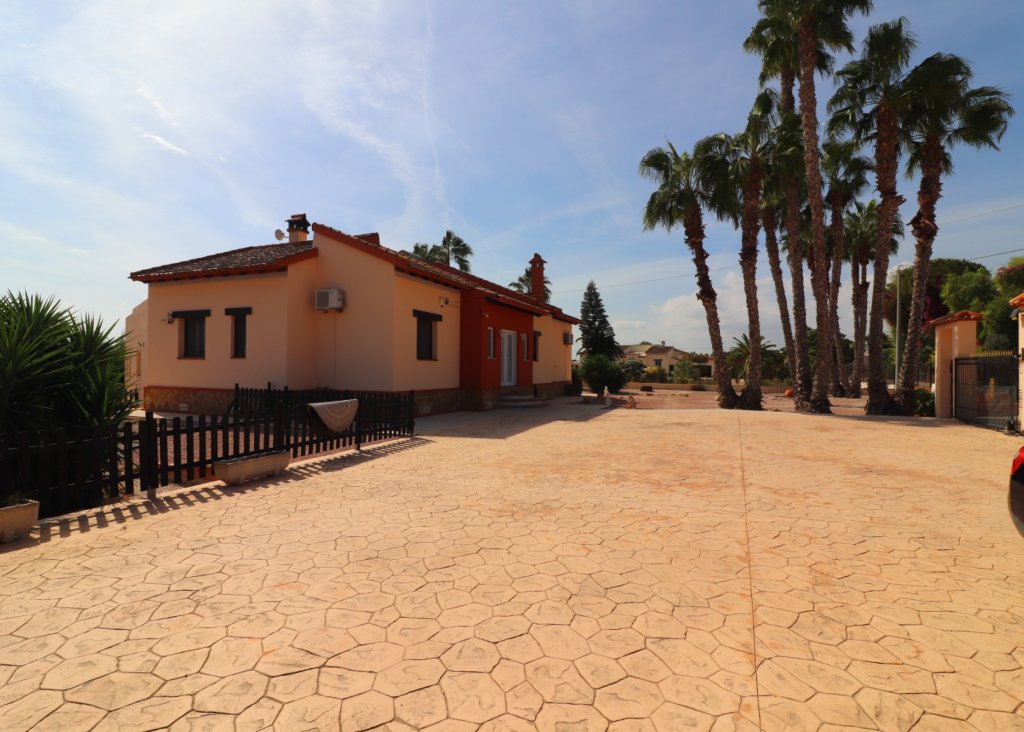 Sale - Finca / Country Property - Daya Vieja - Daya Vieja - Country
