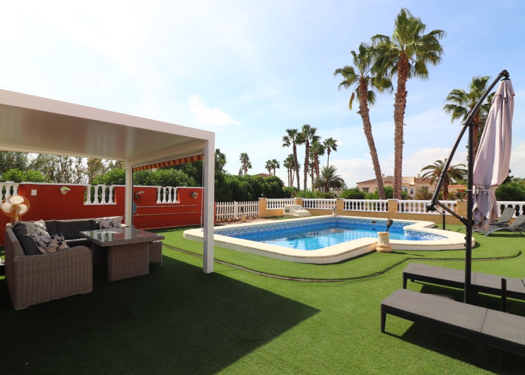 Sale - Finca / Country Property - Daya Vieja - Daya Vieja - Country