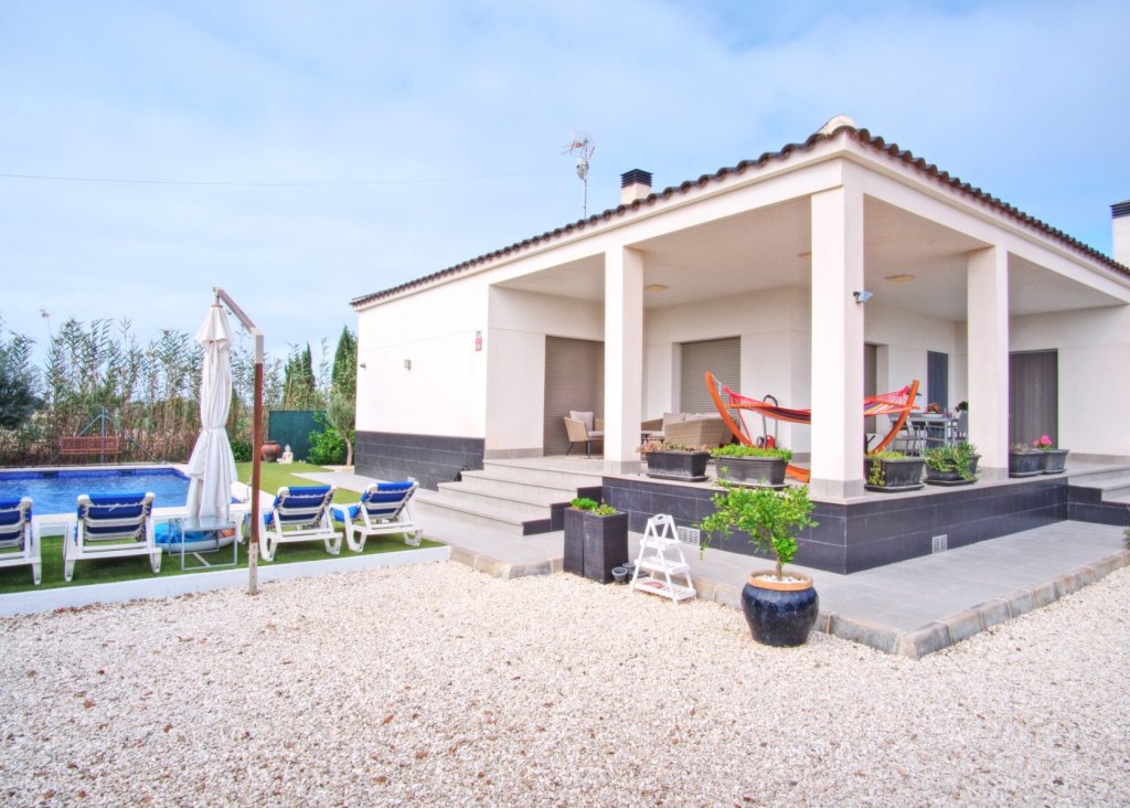 Sale - Finca / Country Property - Dolores - Dolores - Country