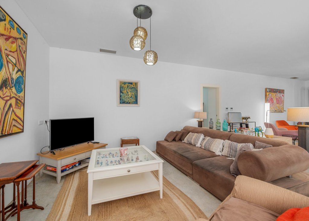 Sale - Finca / Country Property - Elche/Elx - Elche