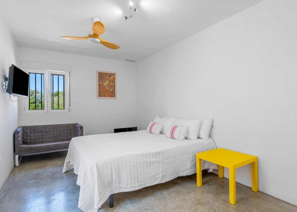 Sale - Finca / Country Property - Elche/Elx - Elche