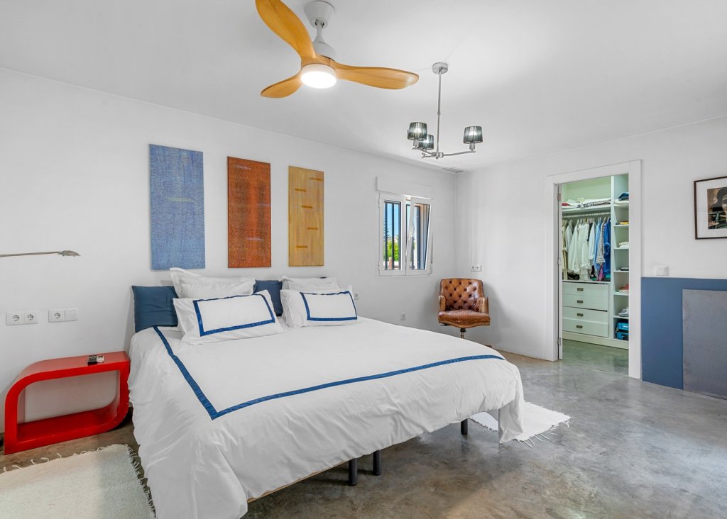 Sale - Finca / Country Property - Elche/Elx - Elche