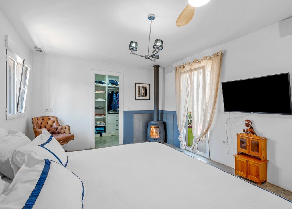 Sale - Finca / Country Property - Elche/Elx - Elche