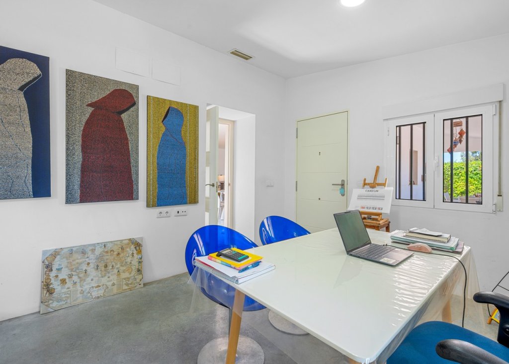 Sale - Finca / Country Property - Elche/Elx - Elche