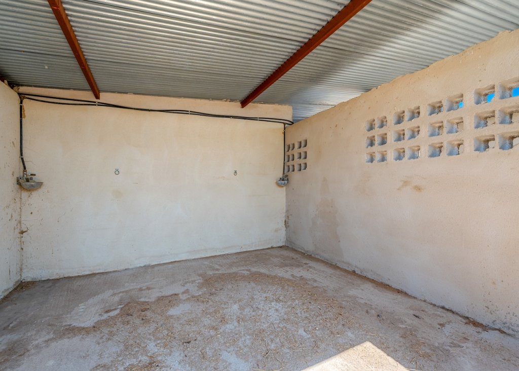 Sale - Finca / Country Property - Elche/Elx - Elche