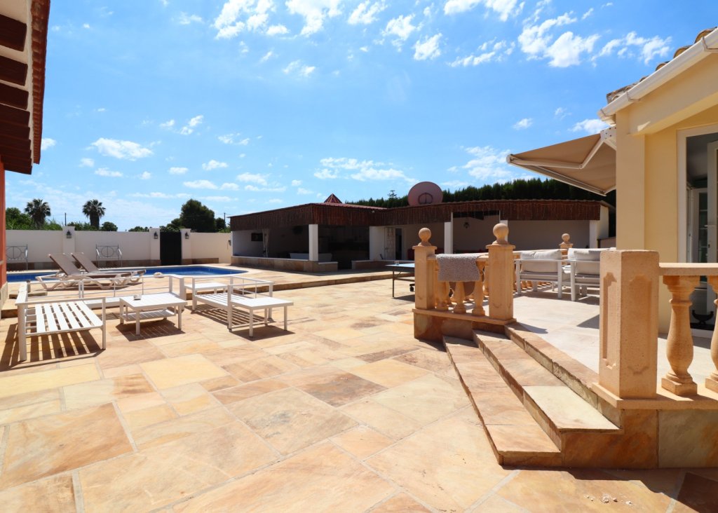 Sale - Finca / Country Property - Heredades - Heredades - Country