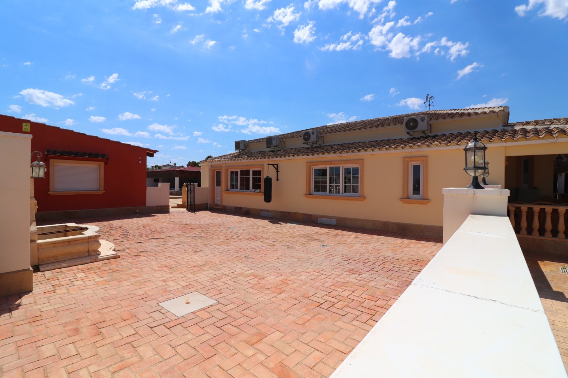 Sale - Finca / Country Property - Heredades - Heredades - Country