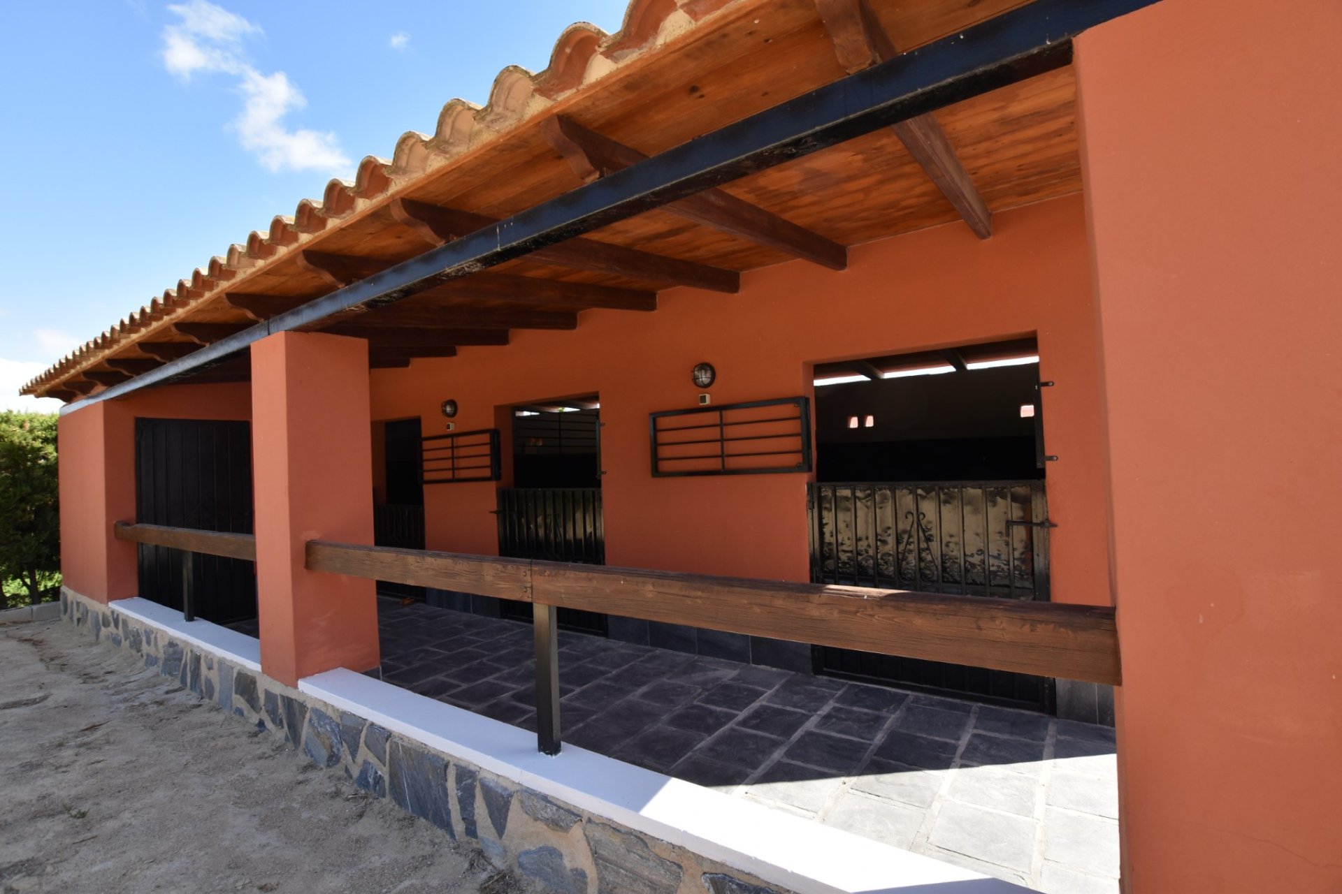 Sale - Finca / Country Property - Heredades