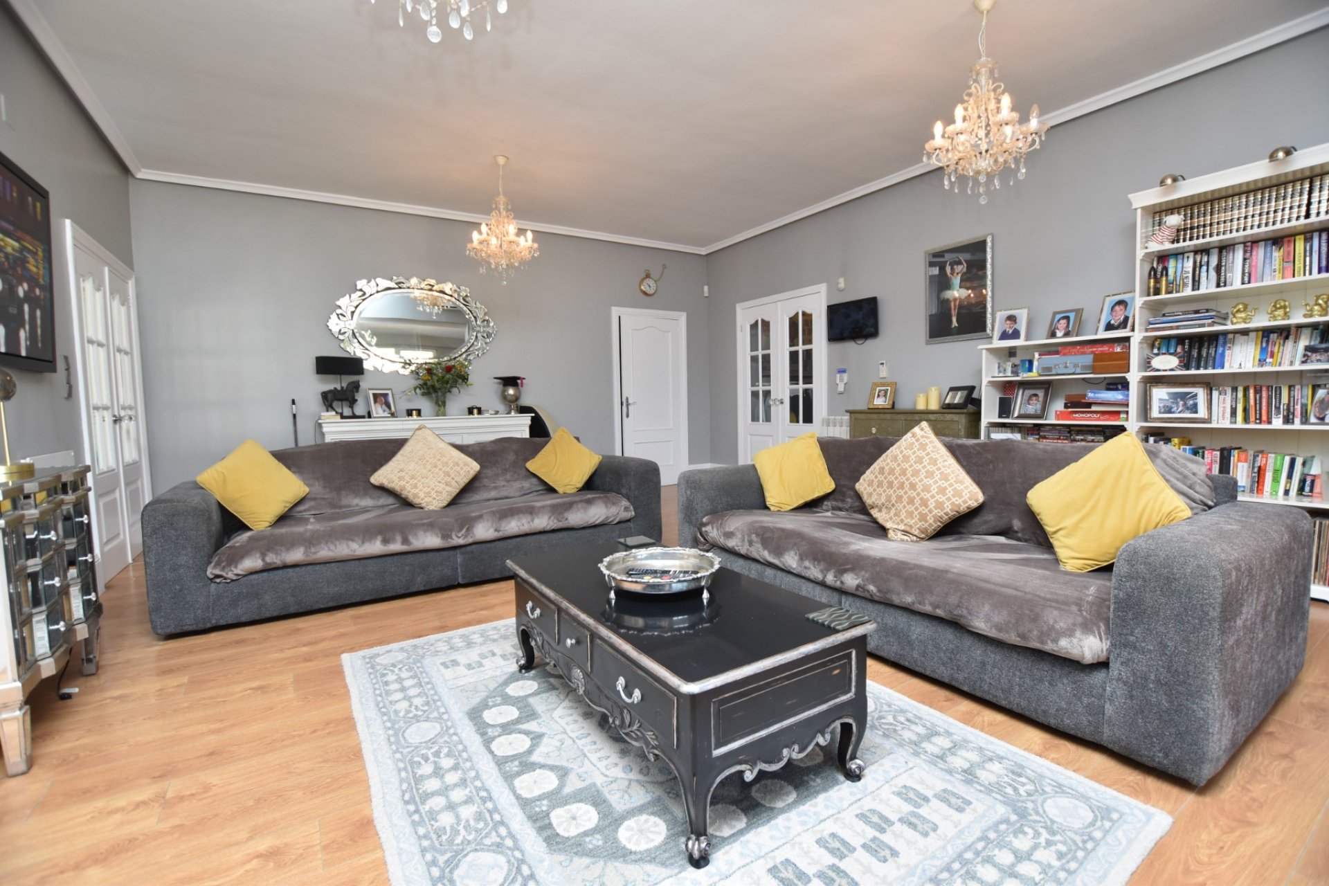 Sale - Finca / Country Property - Heredades