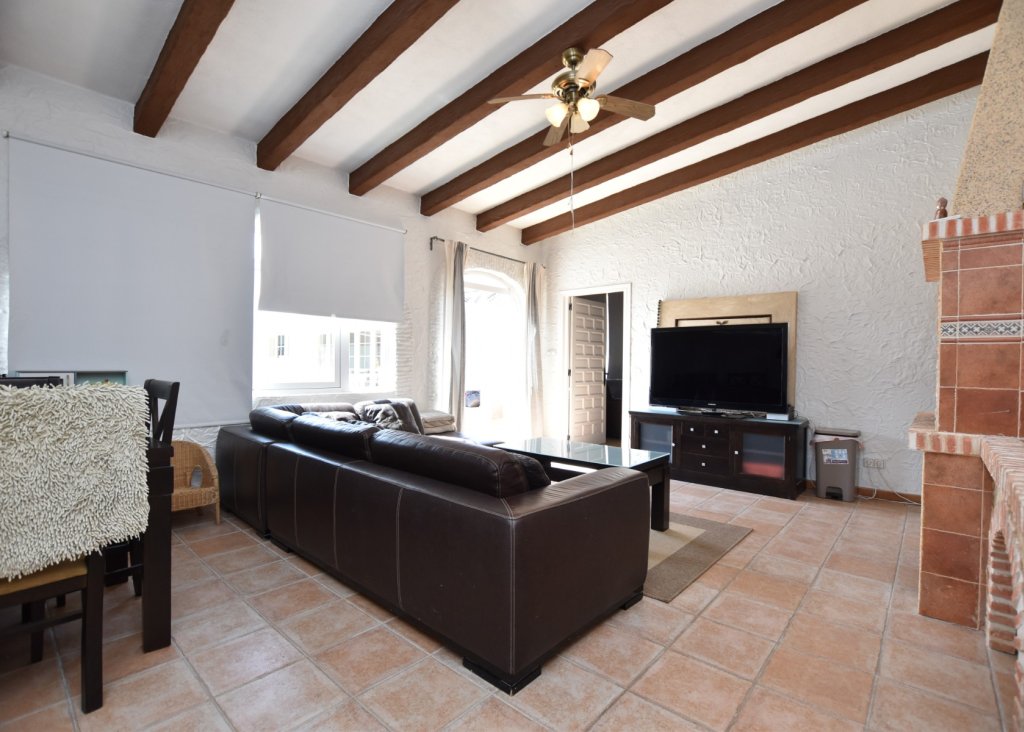 Sale - Finca / Country Property - Heredades