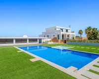 Sale - Finca / Country Property - Los Montesinos - La Herrada