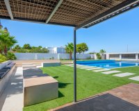 Sale - Finca / Country Property - Los Montesinos - La Herrada