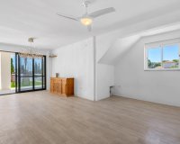 Sale - Finca / Country Property - Los Montesinos - La Herrada