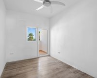 Sale - Finca / Country Property - Los Montesinos - La Herrada