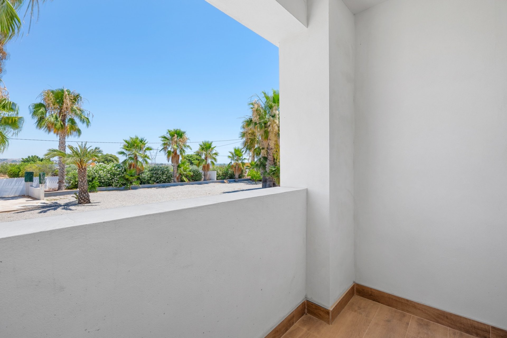 Sale - Finca / Country Property - Los Montesinos - La Herrada