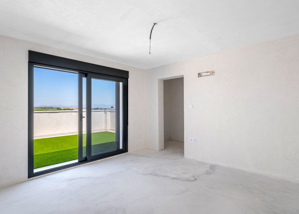 Sale - Finca / Country Property - Los Montesinos - La Herrada