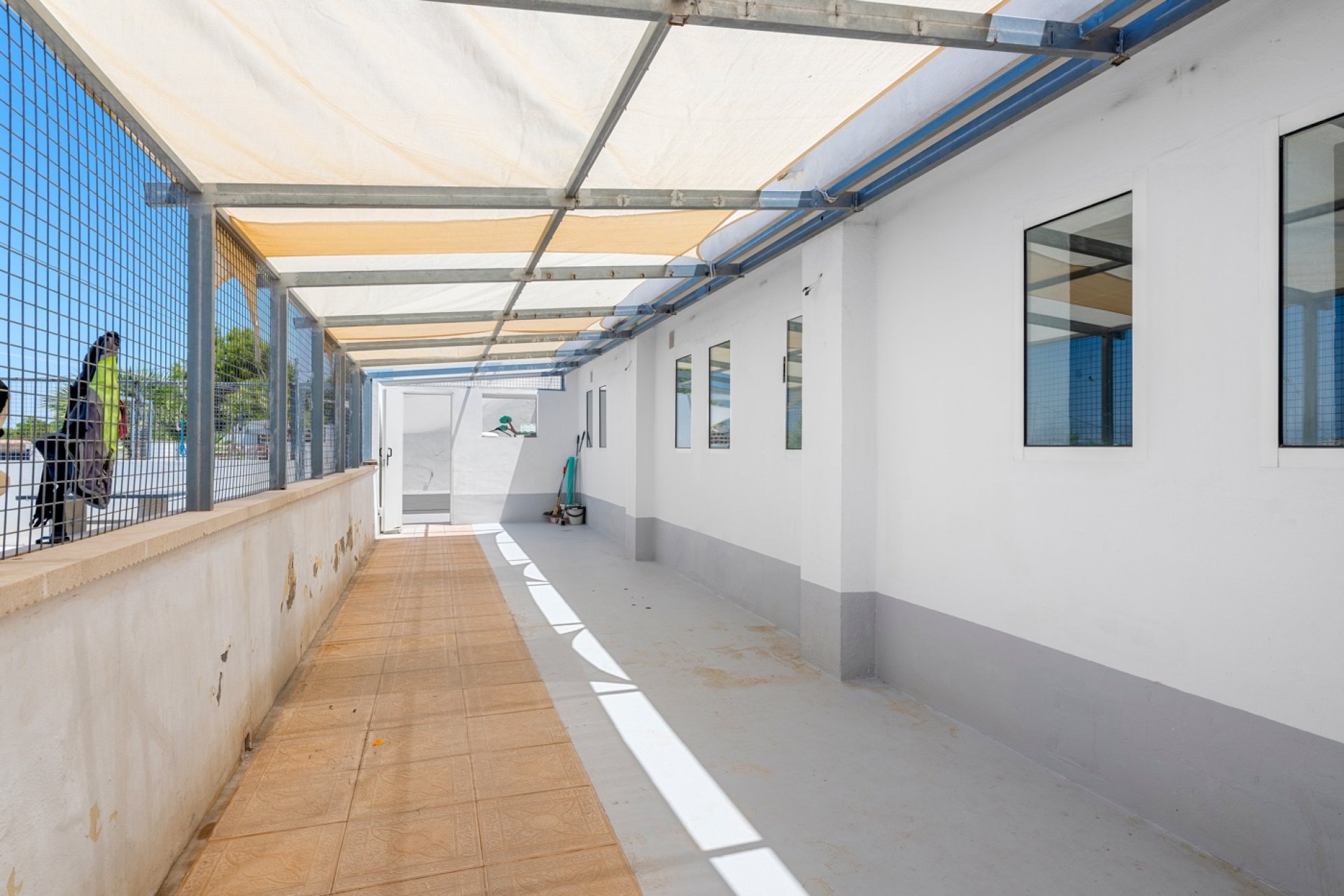 Sale - Finca / Country Property - Los Montesinos - La Herrada