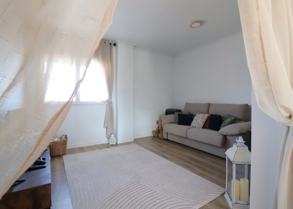 Sale - Finca / Country Property - Rojales - Rojales - Country