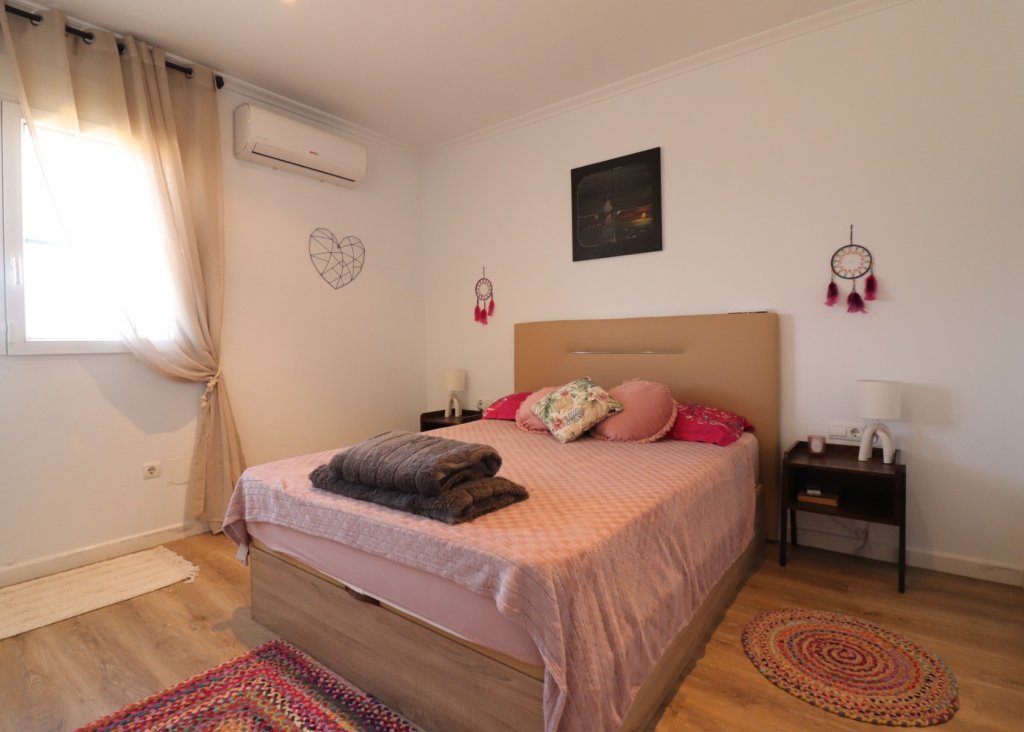 Sale - Finca / Country Property - Rojales - Rojales - Country