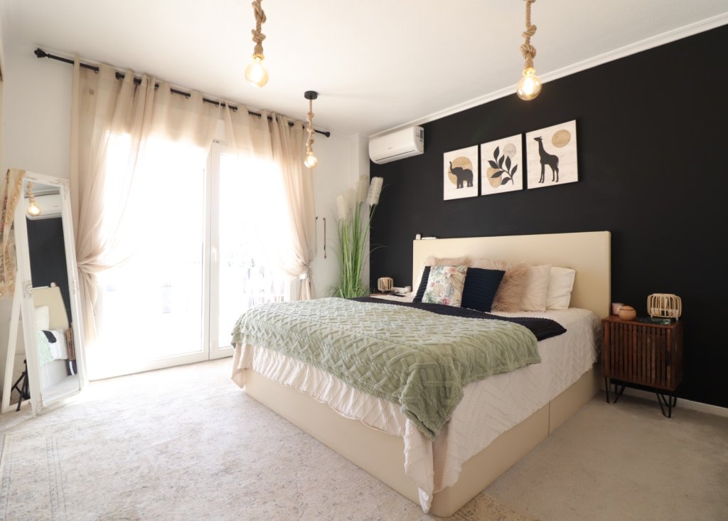 Sale - Finca / Country Property - Rojales - Rojales - Country