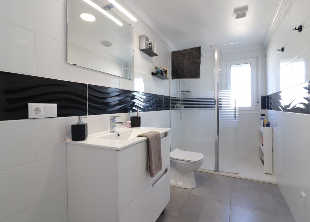 Sale - Finca / Country Property - Rojales - Rojales - Country