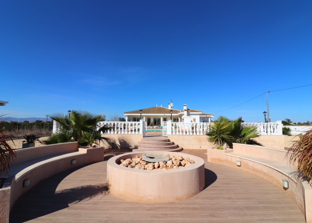 Sale - Finca / Country Property - Rojales - Rojales - Country