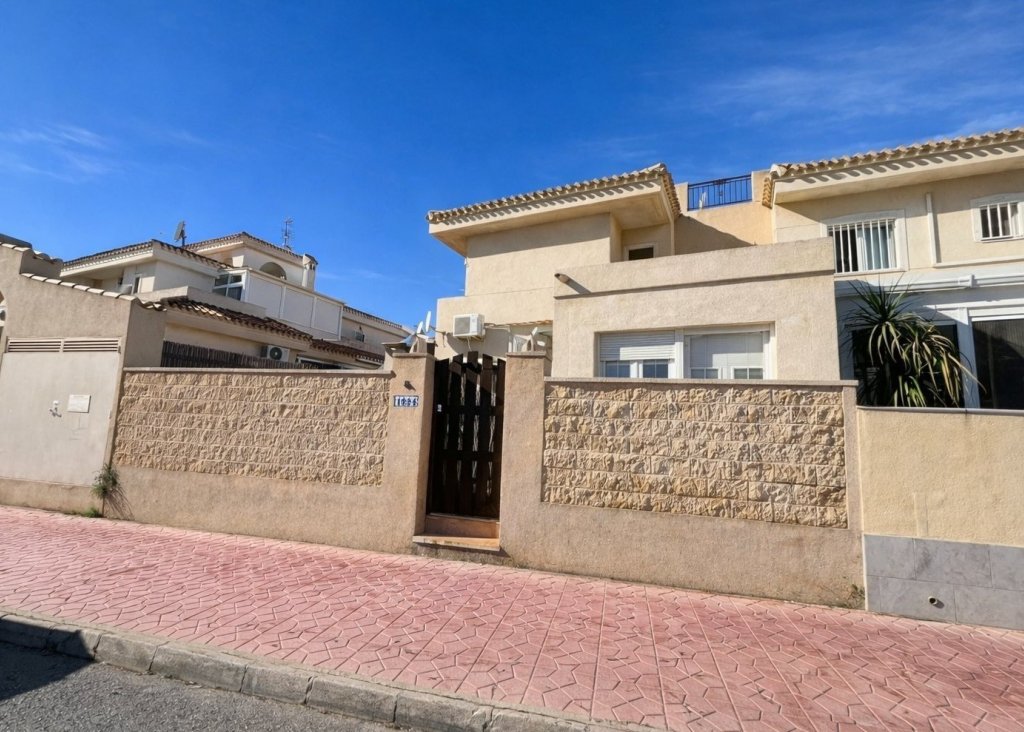 Sale - House - Quad - Orihuela Costa - Playa Flamenca