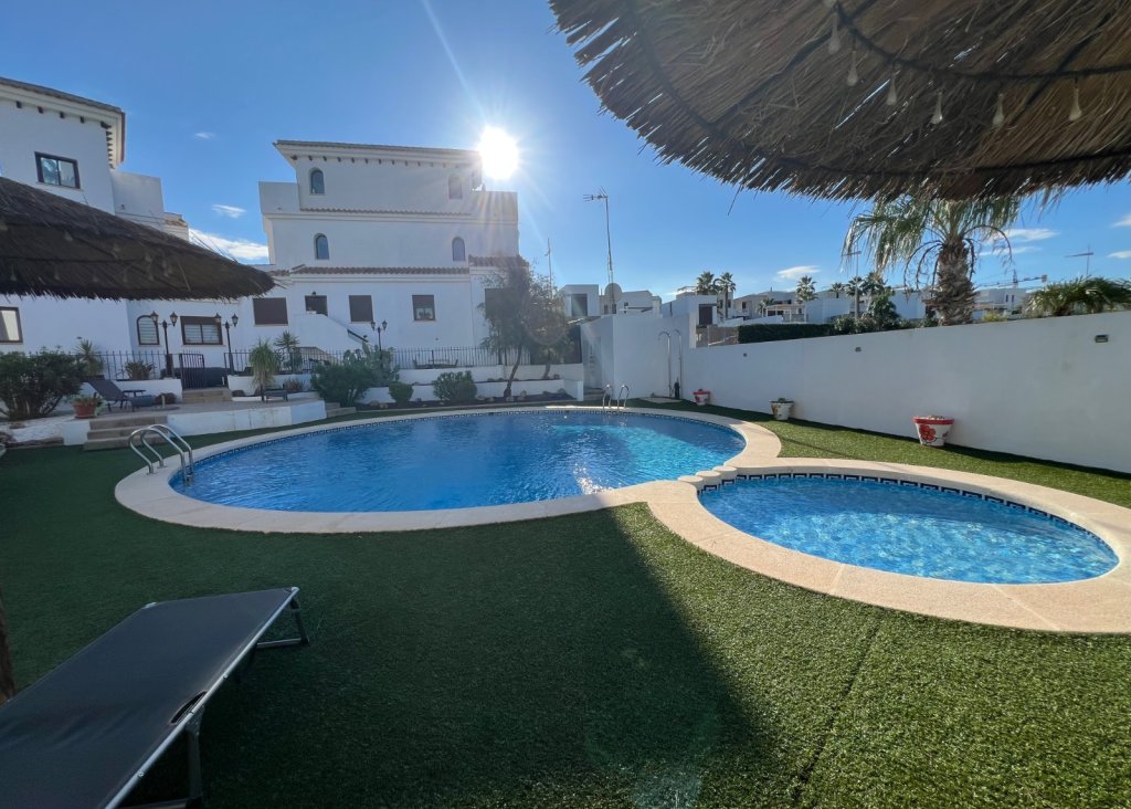 Sale - Link-Detached House - Algorfa - La Finca Golf Resort