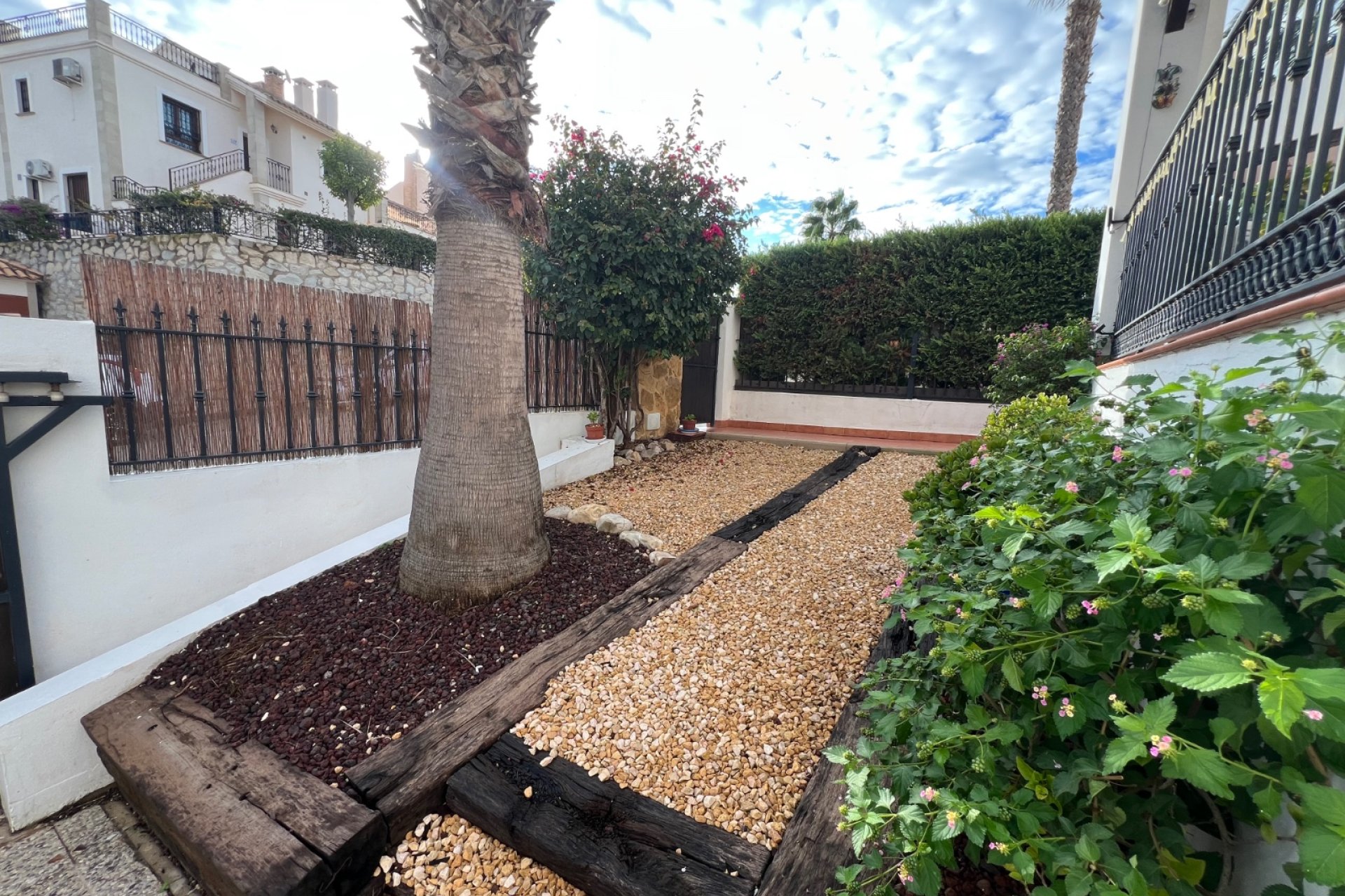 Sale - Link-Detached House - Algorfa - La Finca Golf Resort