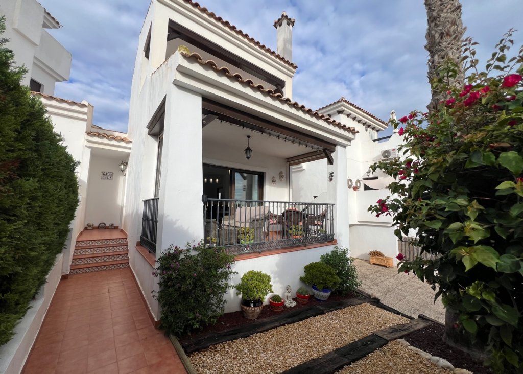 Sale - Link-Detached House - Algorfa - La Finca Golf Resort