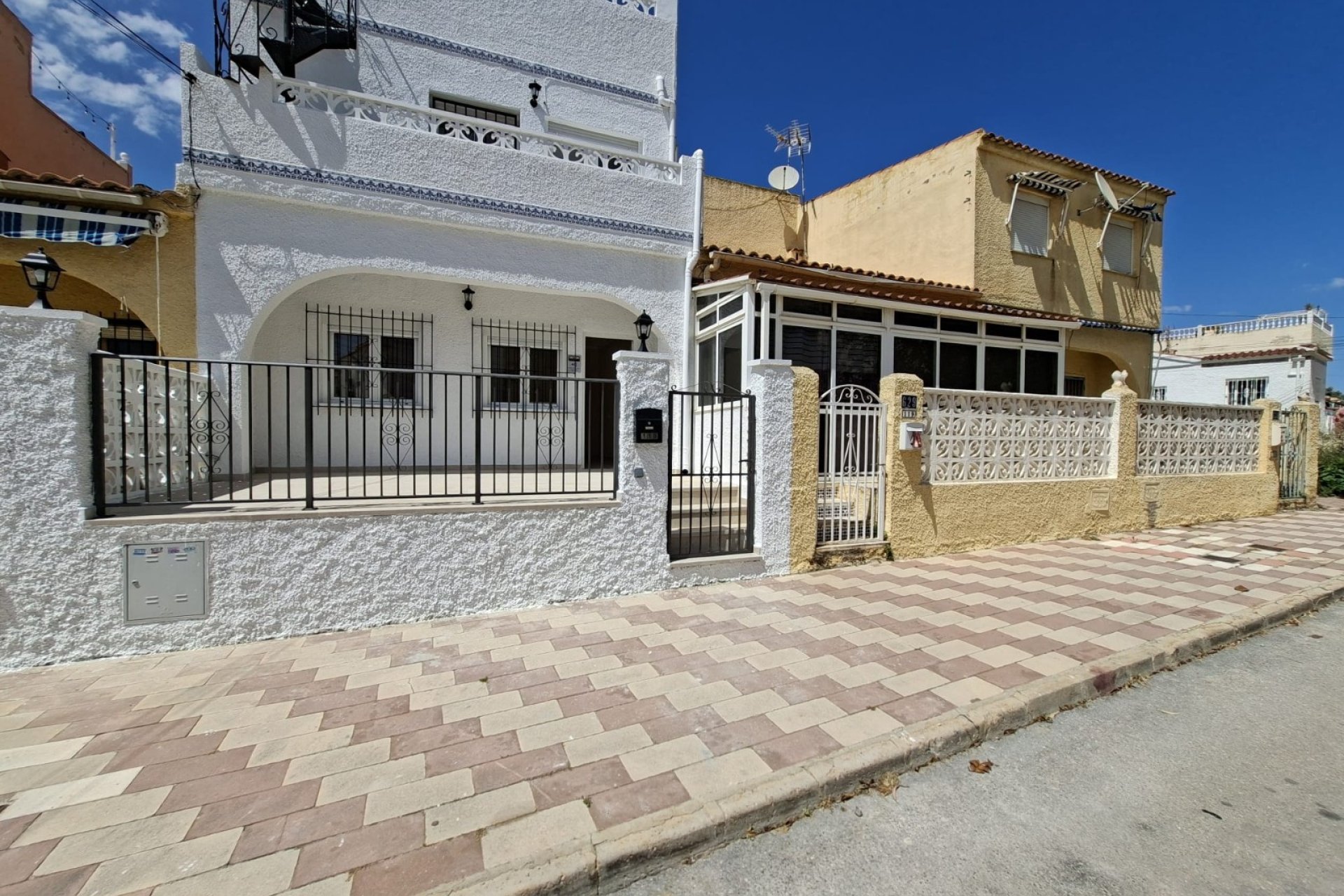 Sale - Terraced house / Townhouse - San Fulgencio - La Marina