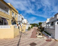 Sale - Terraced house / Townhouse - Torrevieja - La Siesta
