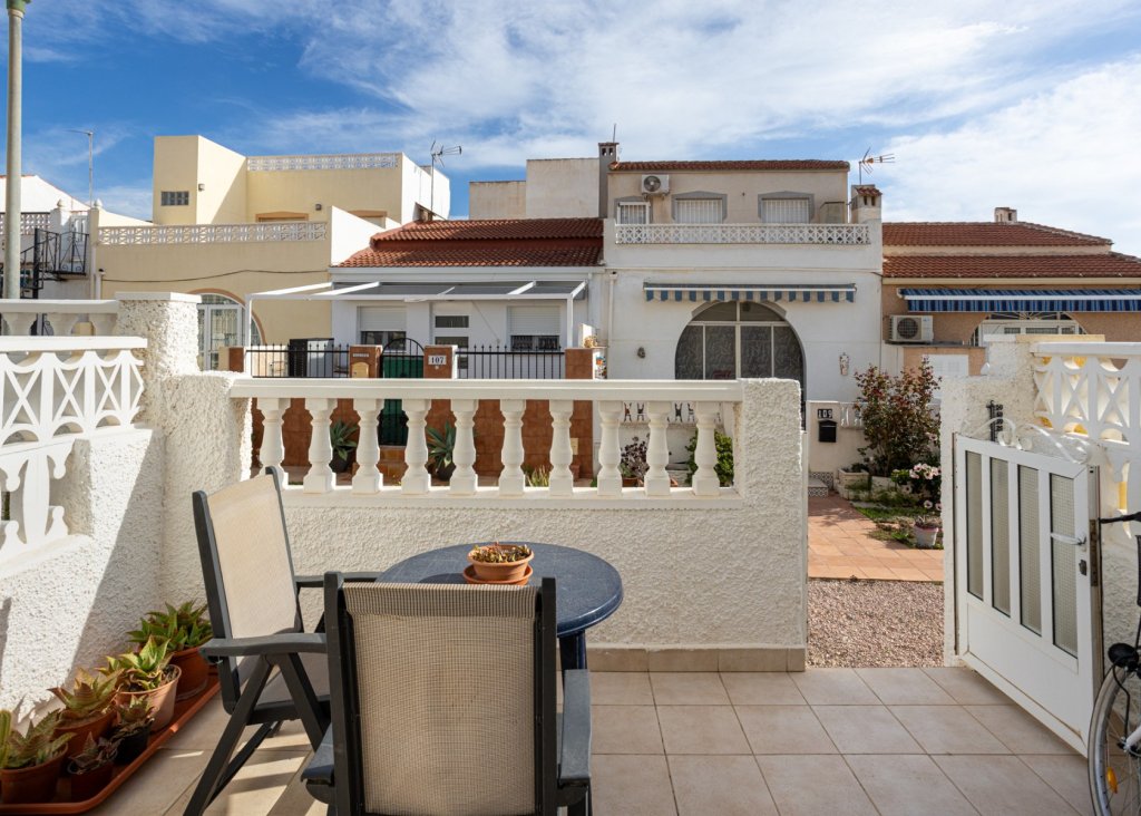 Sale - Terraced house / Townhouse - Torrevieja - La Siesta