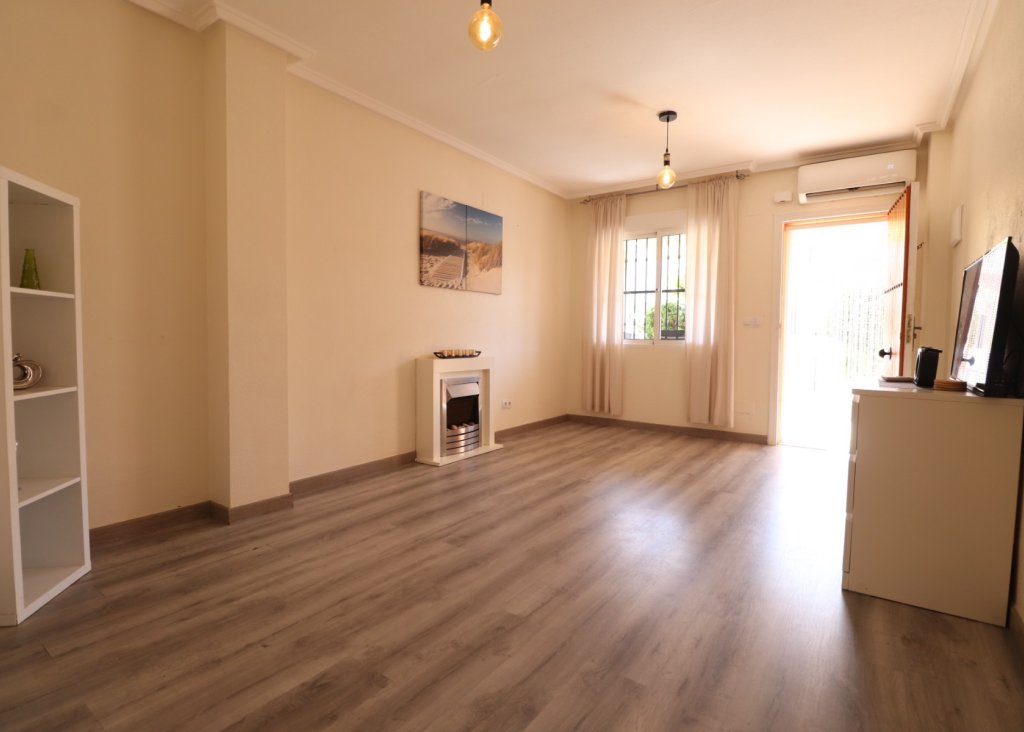 Sale - Townhouse - Algorfa - Montemar