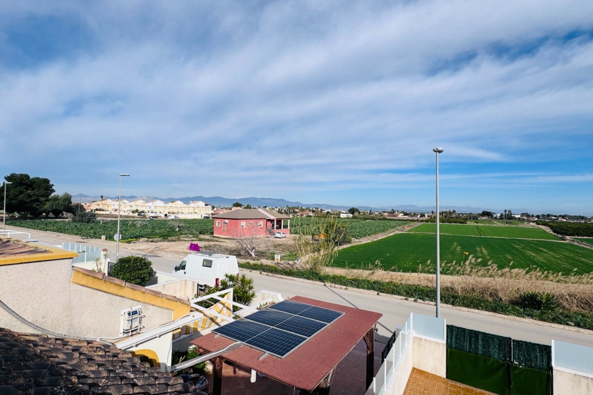 Sale - Townhouse - Daya Nueva