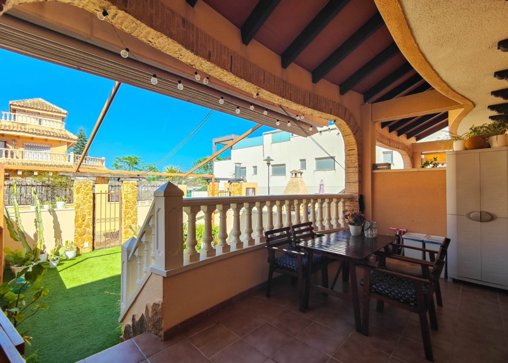 Sale - Townhouse - Guardamar del Segura - Center - El Raso