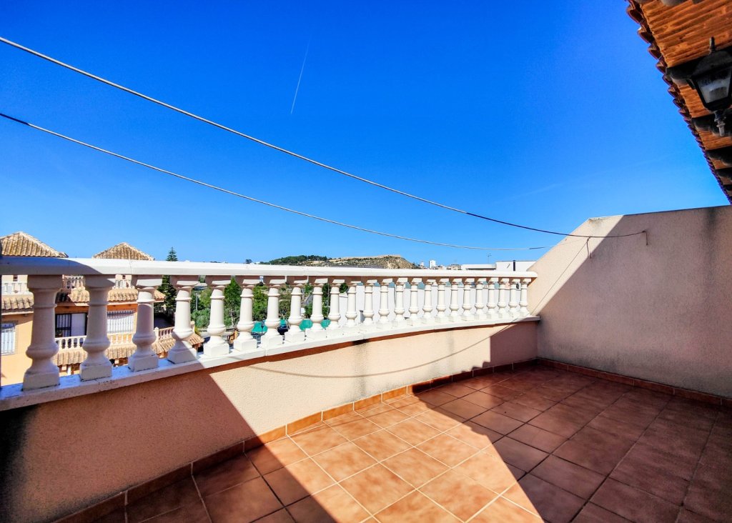 Sale - Townhouse - Guardamar del Segura - Center - El Raso