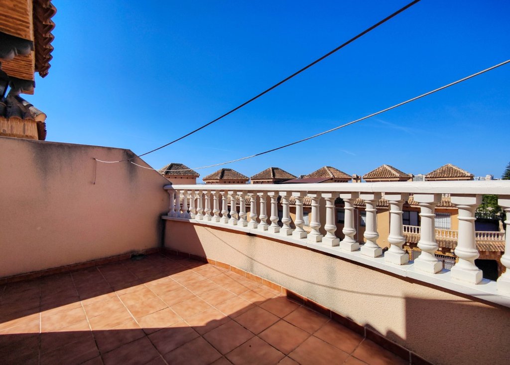 Sale - Townhouse - Guardamar del Segura - Center - El Raso