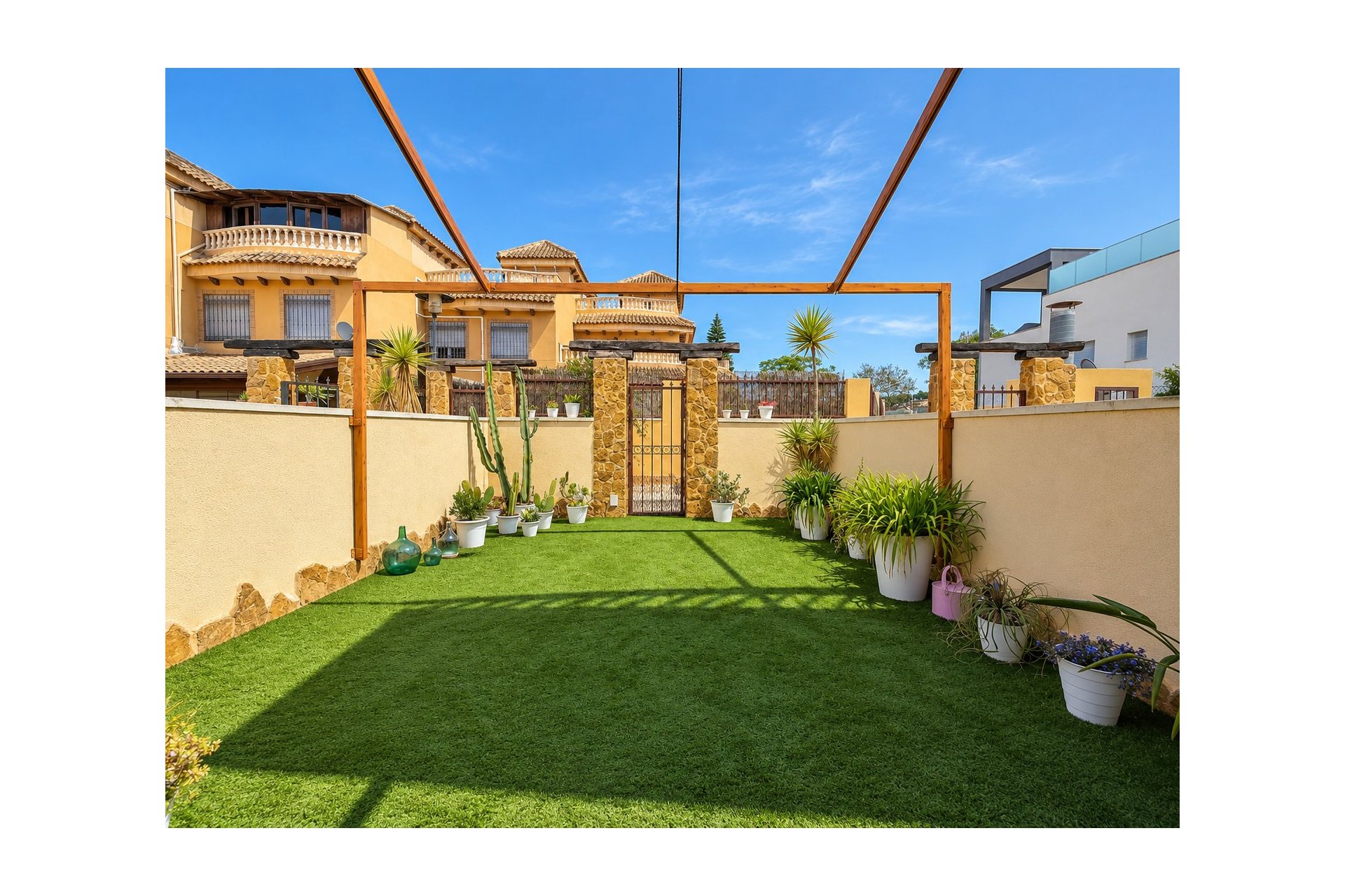Sale - Townhouse - Guardamar del Segura - Center - El Raso